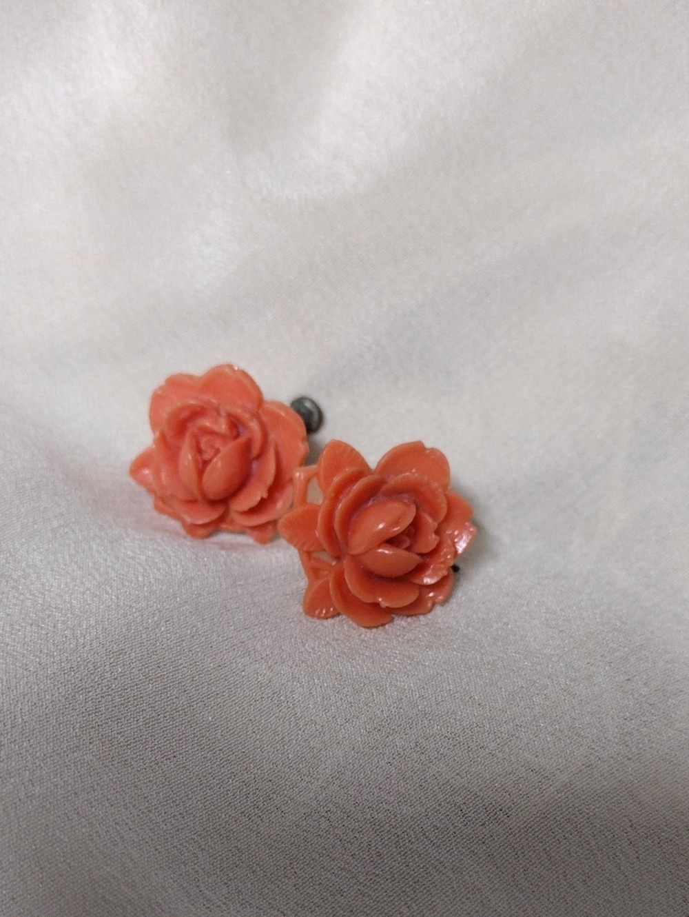 Vintage Rose Screw Back Earrings - Women Jewelry